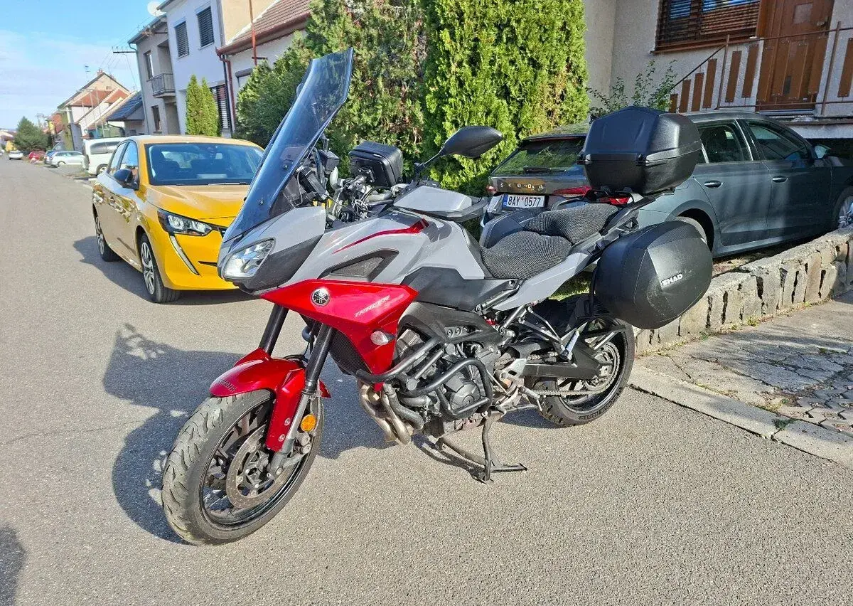 Yamaha Tracer 900