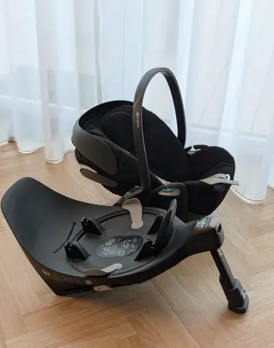Prémiová autosedačku Cybex Cloud Z2 i-Size + báze (Top stav)