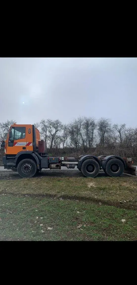 Iveco EUROTRAKKER – 2005, 365 000 km