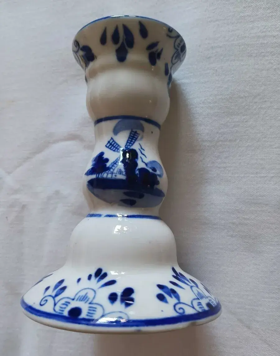 Porcelánový svícen holandský motiv