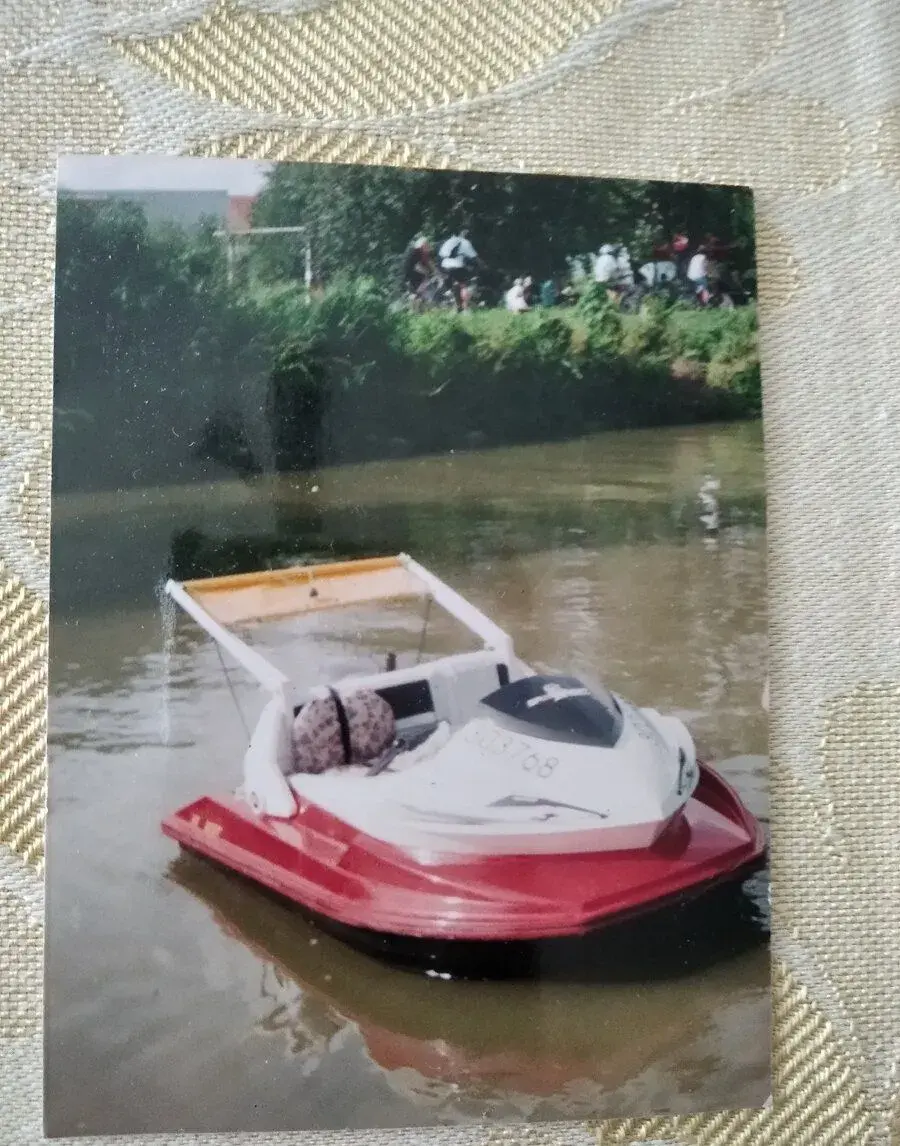 Laminátový člun, viz foto