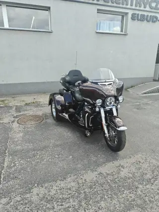harley-davidson tri glide triglide 2022 2000km najeto