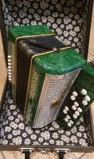 Knoflíkový akordeon Malyš