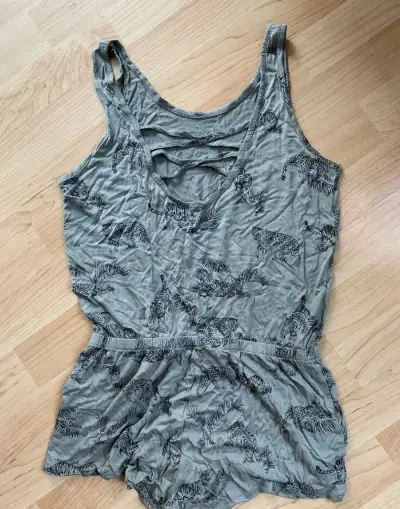 Novy overal vel.152 zn. H&M