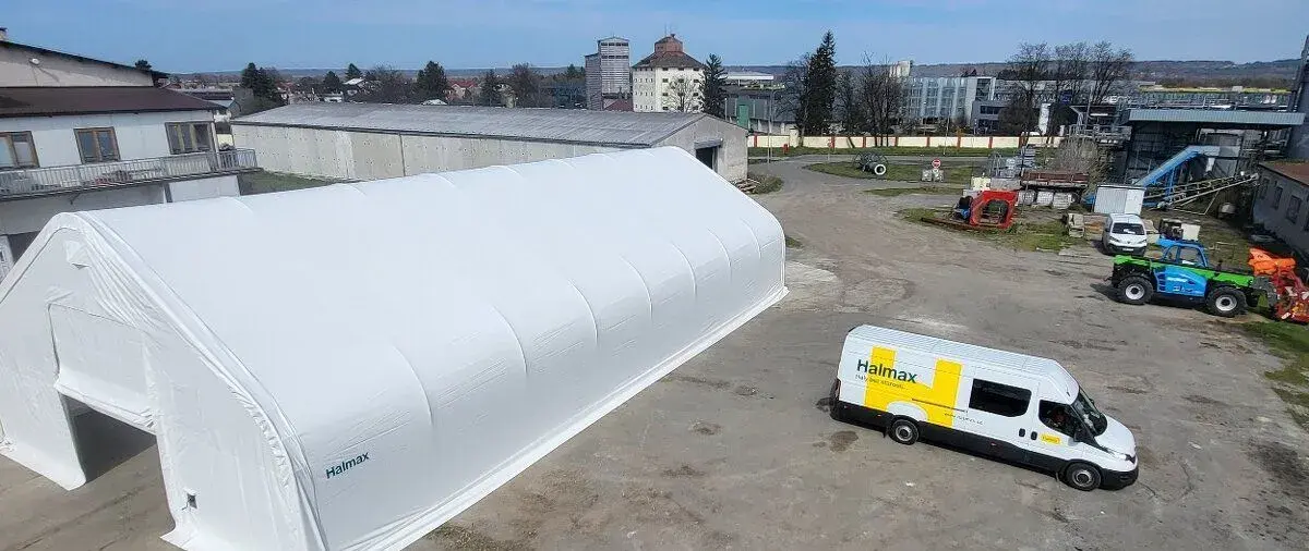 Plachtová hala 12,2 x 24,4m