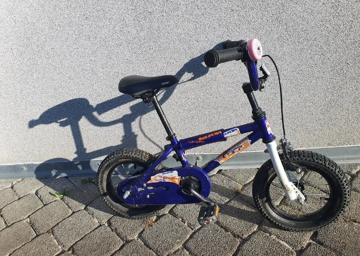 Dětské kolo a Odrážedlo , brzda, zvonek