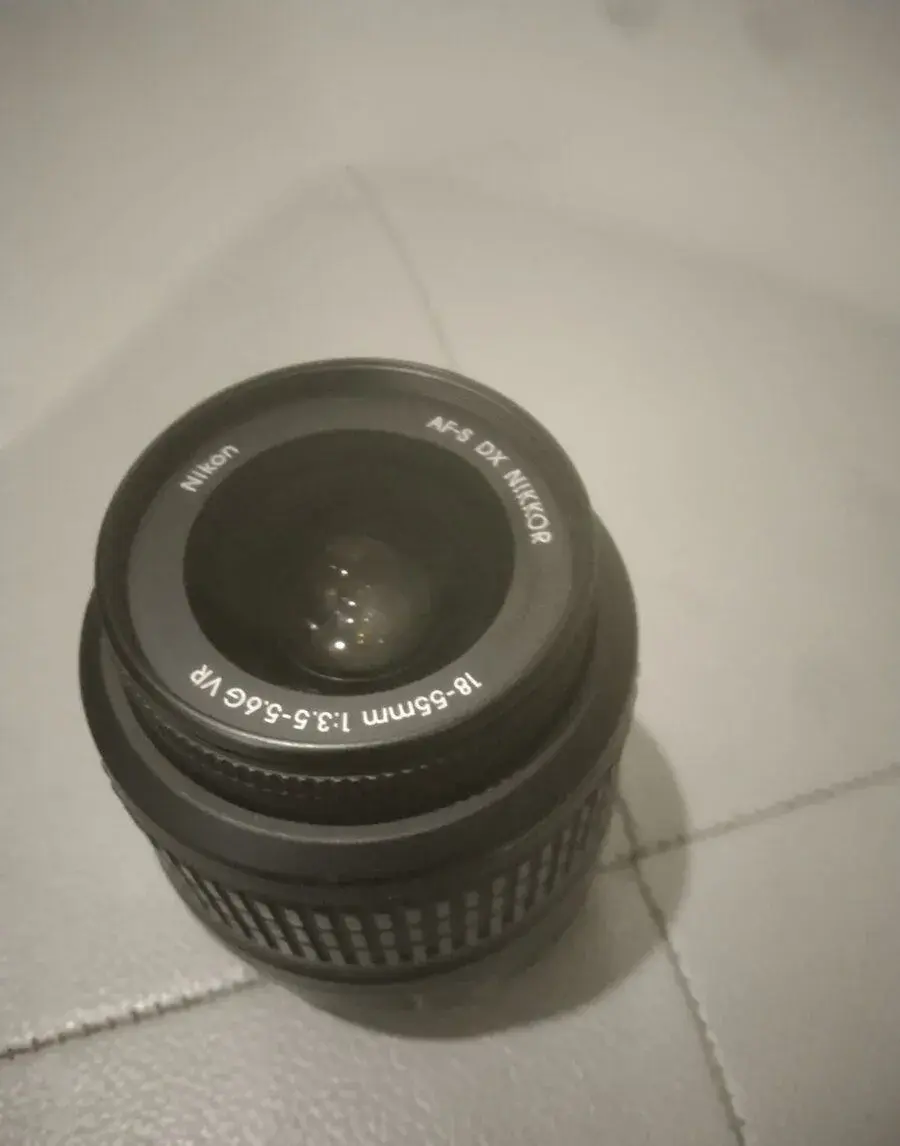 Nikon D5100 + objektiv 18–55 mm
