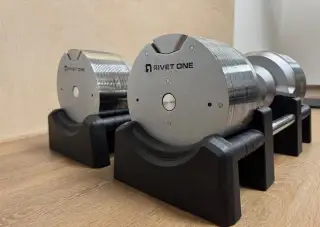 Nastavitelné činky Rivet One 41,5 kg – stříbrné, NOVÉ