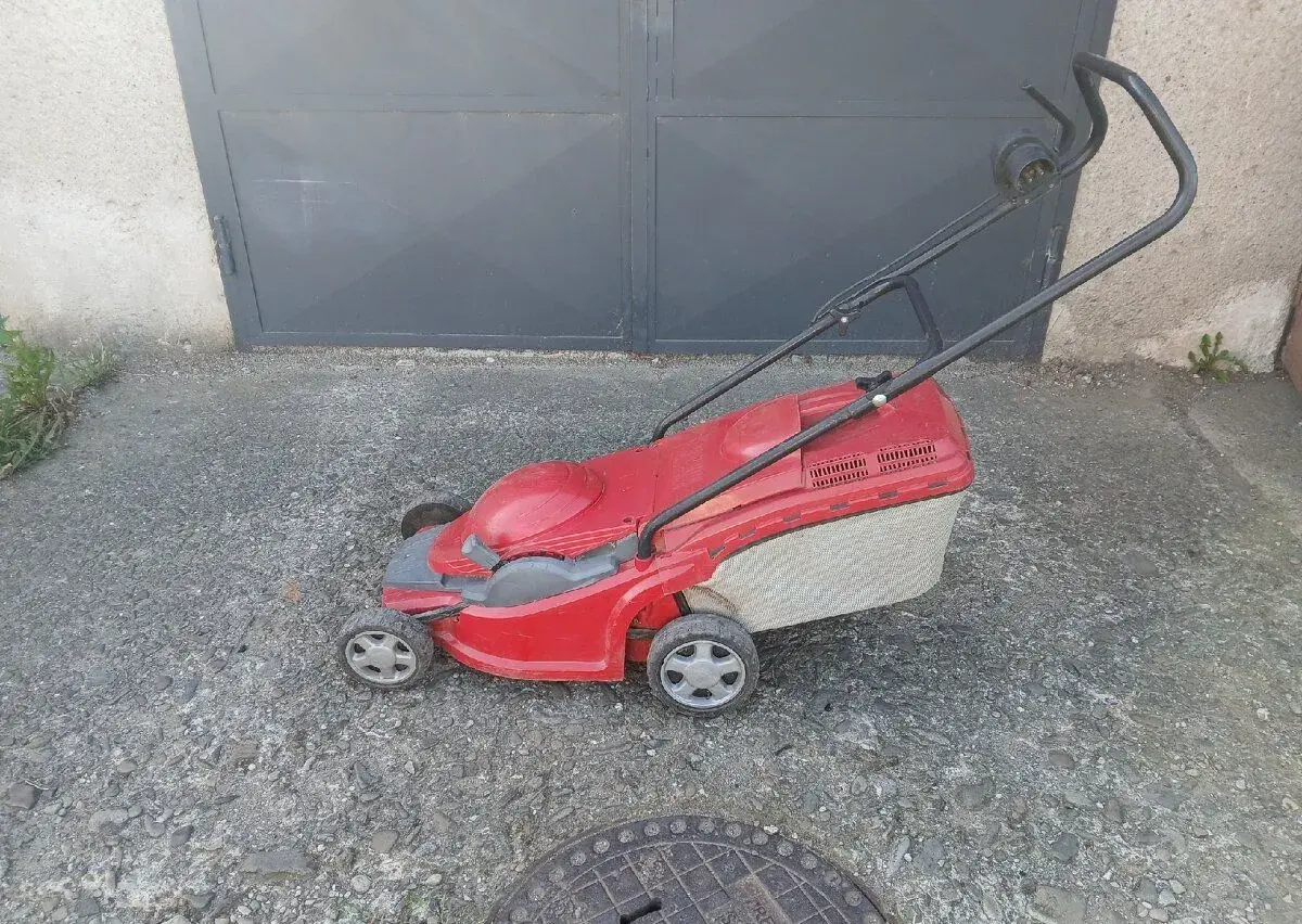 elektricka sekacka XP 43 EL i s kosem