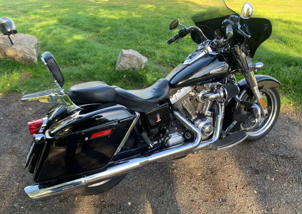 HARLEY DAVIDSON