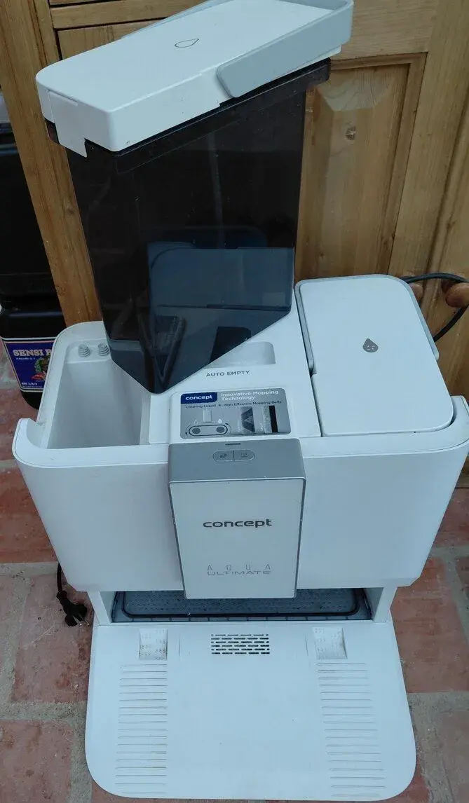 Samočisticí stanice k robotickému vysavači Concept VR3520
