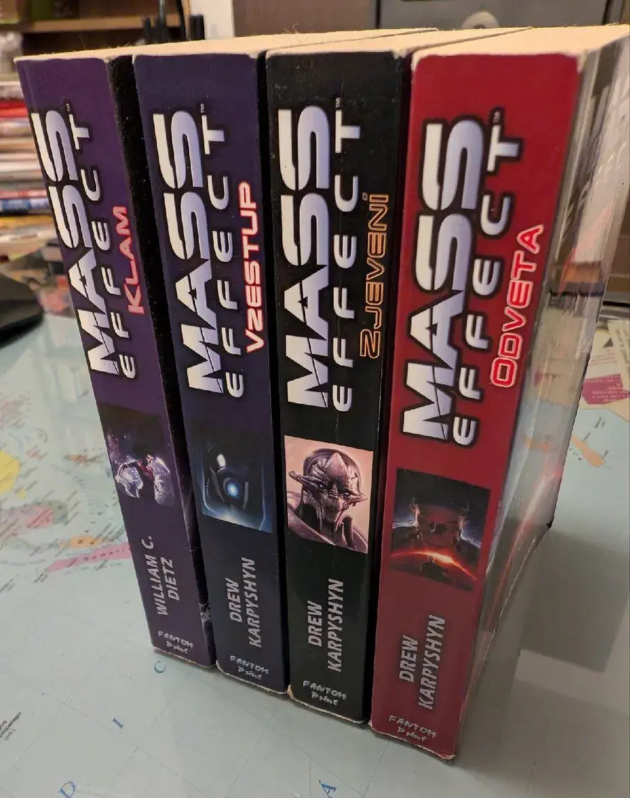 Mass Effect - Karpyshyn 4 knihy
