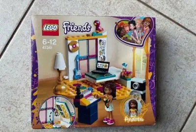 Lego Friends 41341-Andrein pokojíček