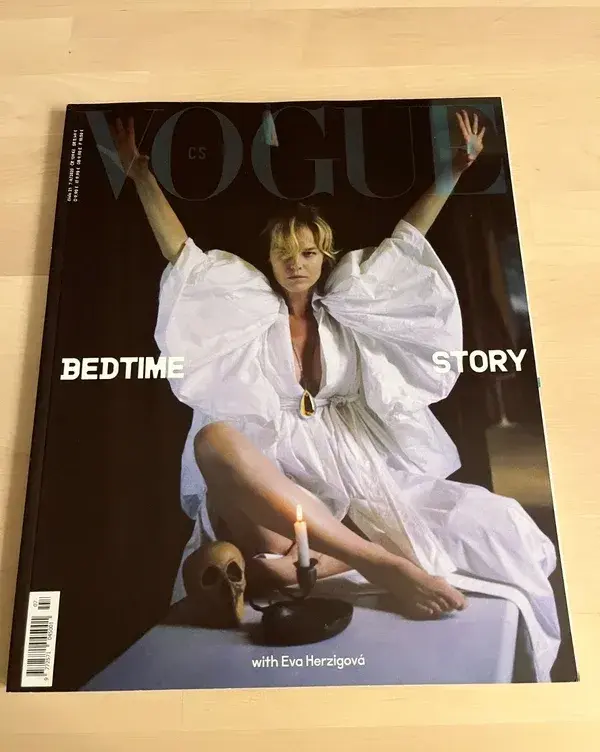 Vogue (21) CZ 7-8/2020 Eva Herzigová