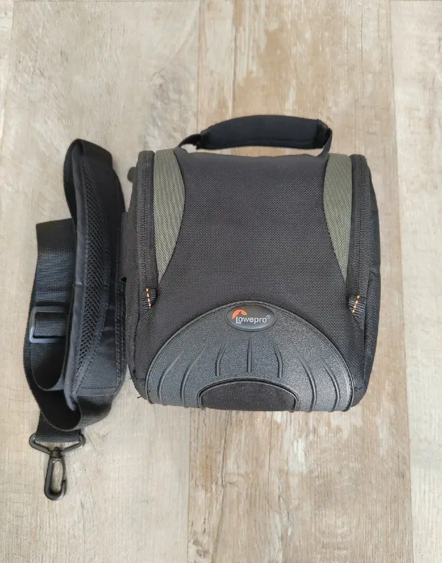 Fotobrašna Lowepro Apex 120 AW