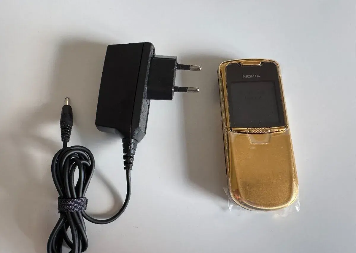 Nokia 8800 Gold rarira + perfektni stav