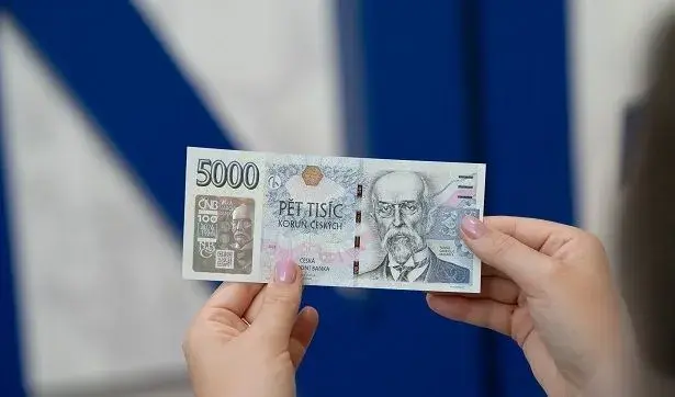 Výroční 5000 Kč bankovka ČNB 2026 – 3x sady + přebal