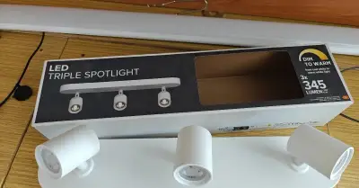 Led stropní bodové svítidlo