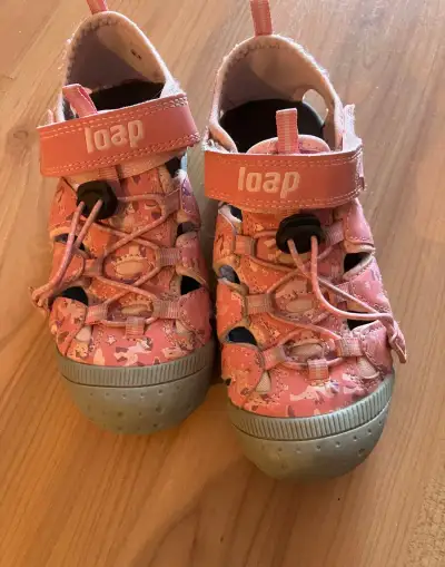 Sandále Loap