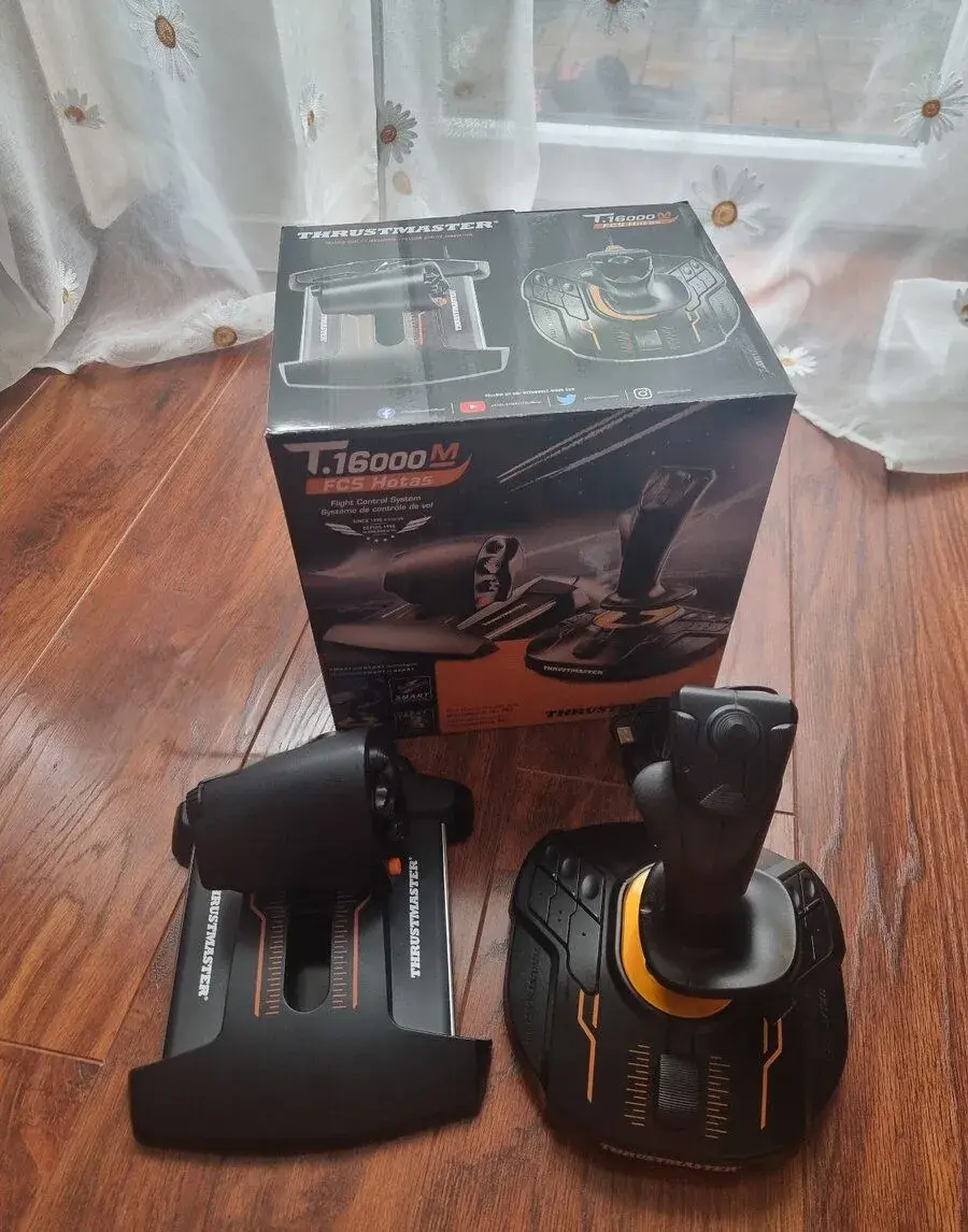 Thrustmaster t16000m fcs hotas
