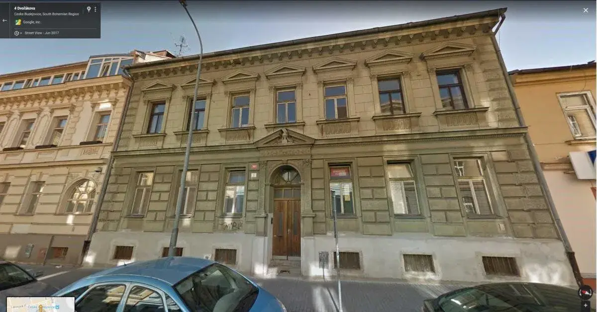 Dum a pozemek na prodej , činžovní Č. Budějovice centrum