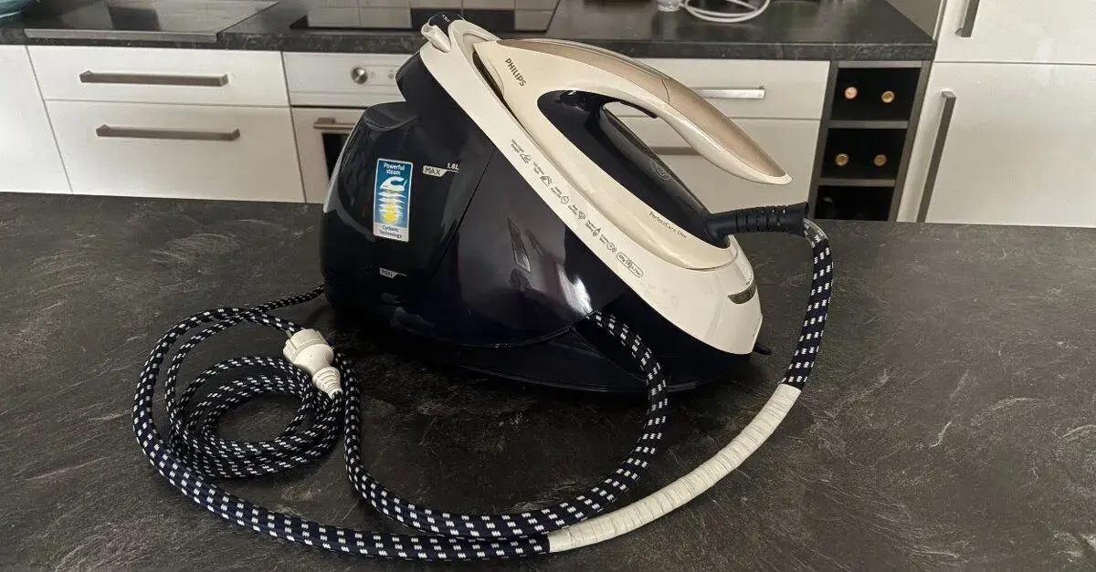Parní stanice Philips PerfectCare Elite GC9630/20