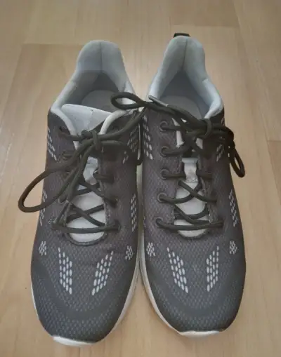 Sportovní běžecké boty vel. 35