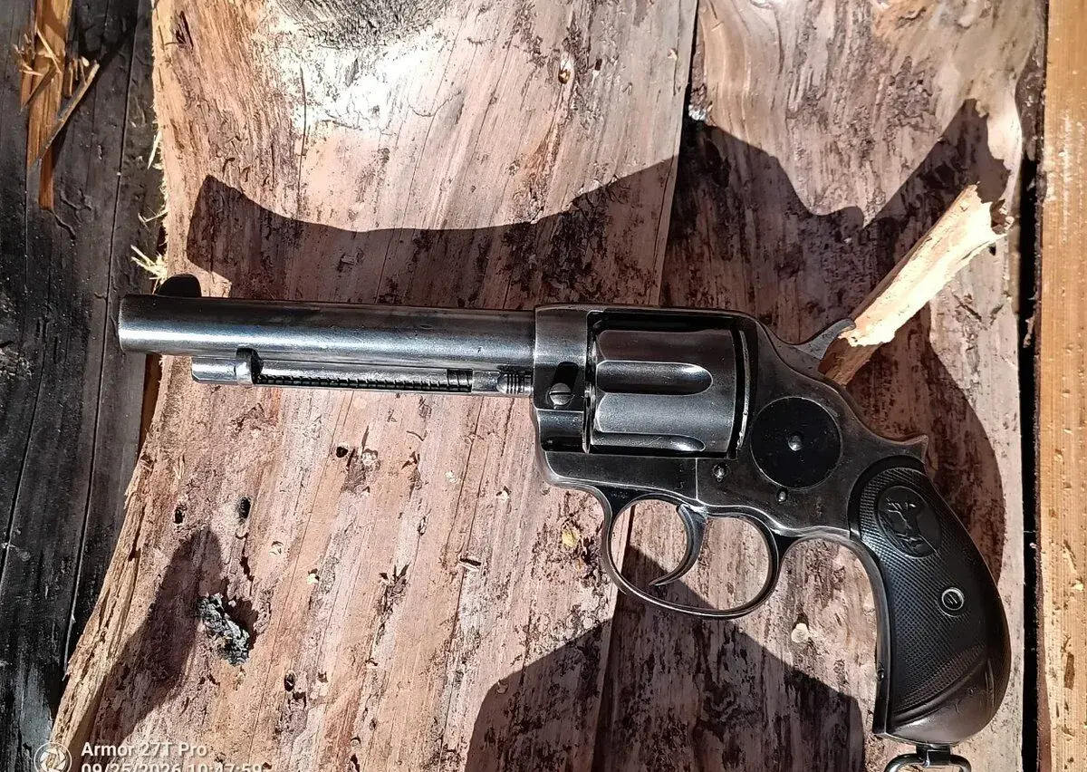 Historický revolver Colt m.1878 DA Frontier .44-40 (r.1887 )