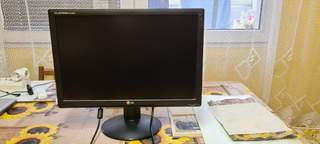 LG Flatron W1934S
