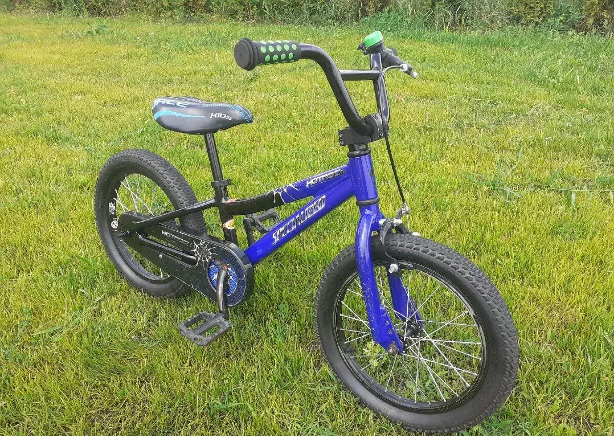 Dětské kolo Specialized Hotrock 16"