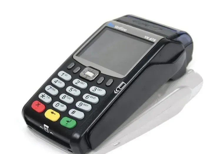 FiskalPRO / VERIFONE VX675 + Dock station + Adaptér