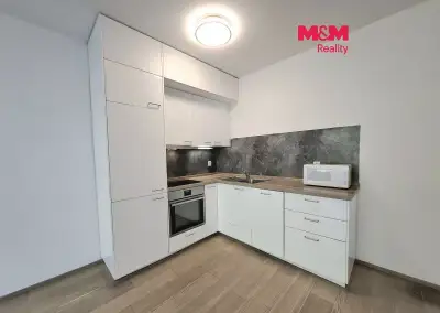 Pronájem bytu 1+kk, 41 m2, ul. Nuselská, Praha 4 - Michle