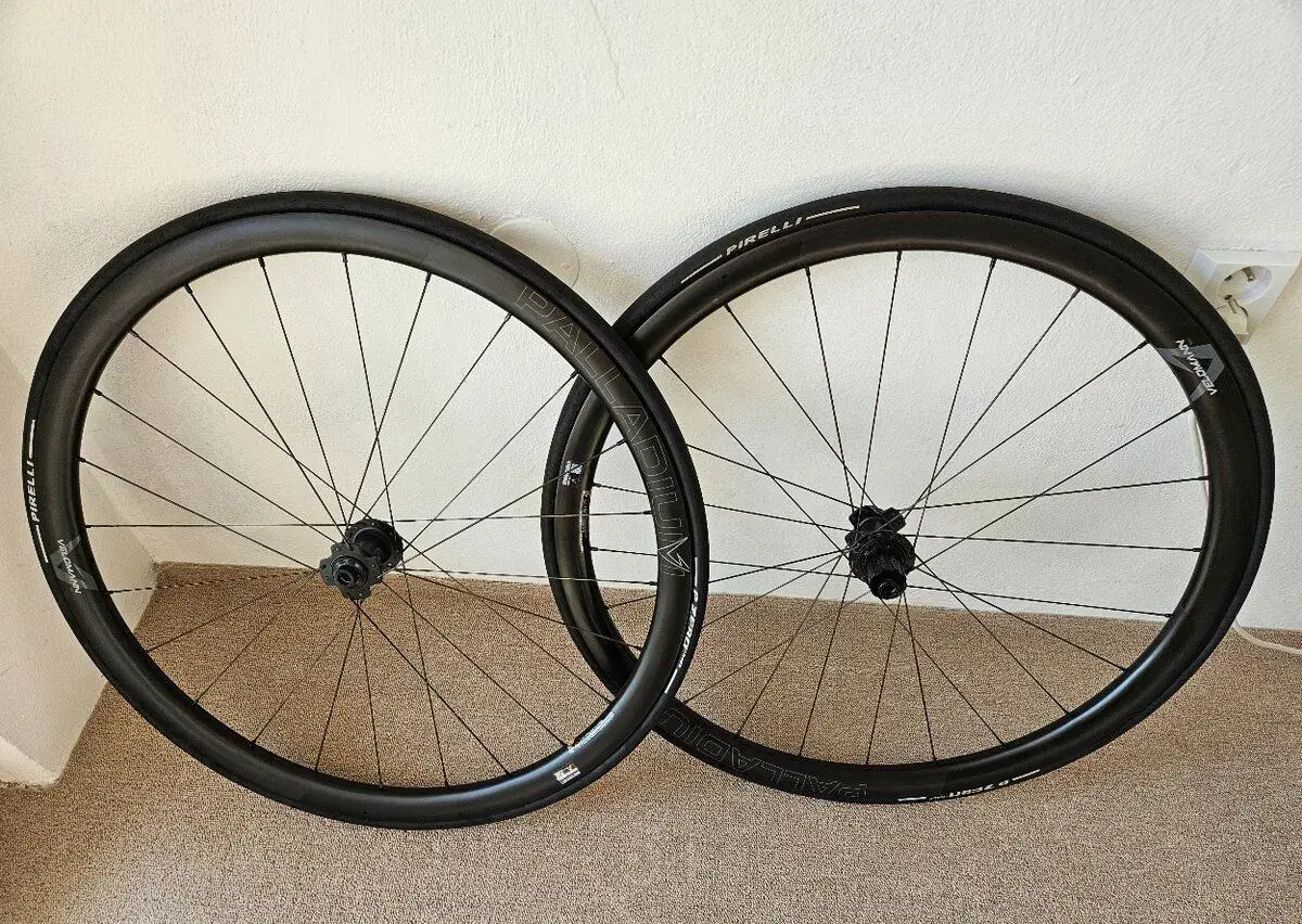 Velomann Palladium 33mm karbonová kola