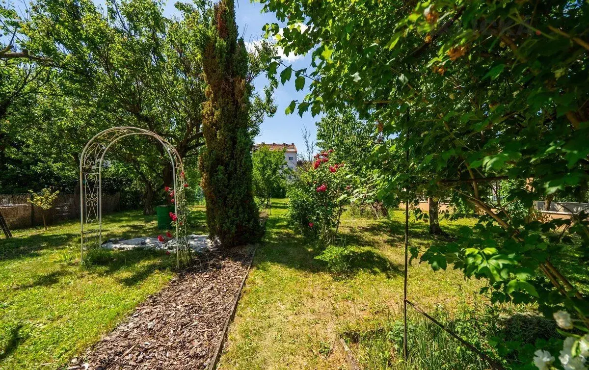 Prodej bytu 3+1 s vlastní zahradou, 70 m2, Brno - Černovice
