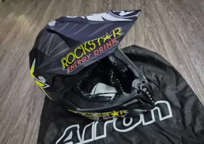 Airoh twist rockstar