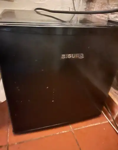 Siguro mini mrazák