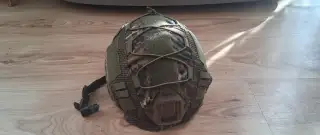 Airsoftovou helmu FAST