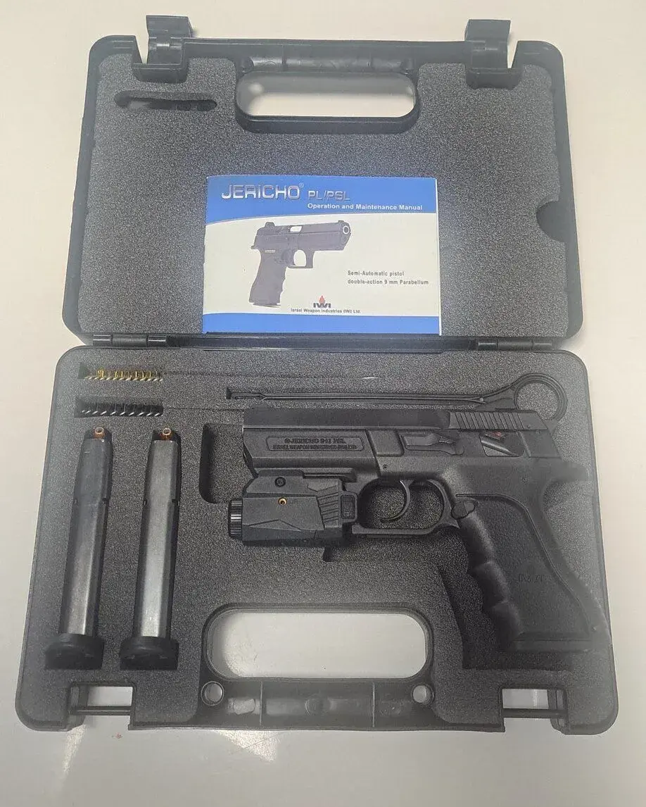 Pistole IWI JERICHO 941 PSL + svítilna a laser