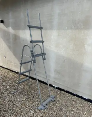 Vše k bazénu