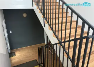 Pronájem, kancelář 20 m2, Mariánské Lázně, Karna