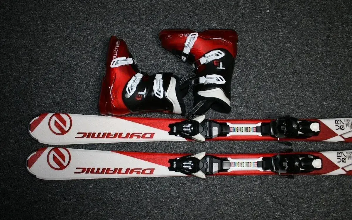 lyže juniorské dynamic 120 cm , lyžiarky salomon