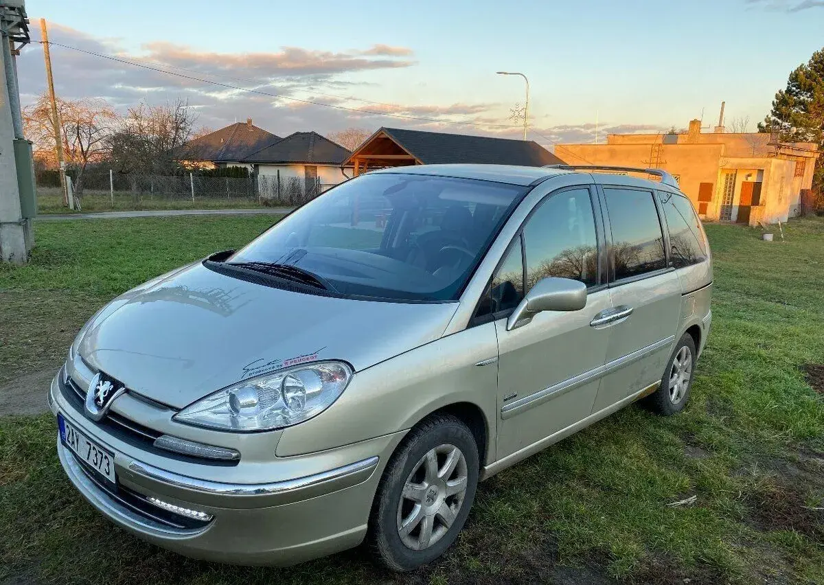 Peugeot 807 – 2009, 260 000 km