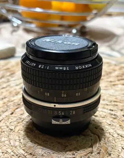 Nikkor 28mm f/2,8 Pre-Ai