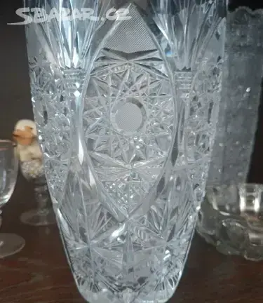 Křišťálová váza