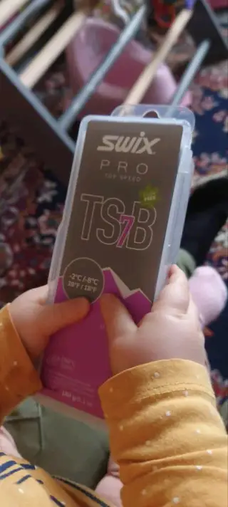 SWIX TS7B závodní skluzový vosk parafín na běžky i lyže