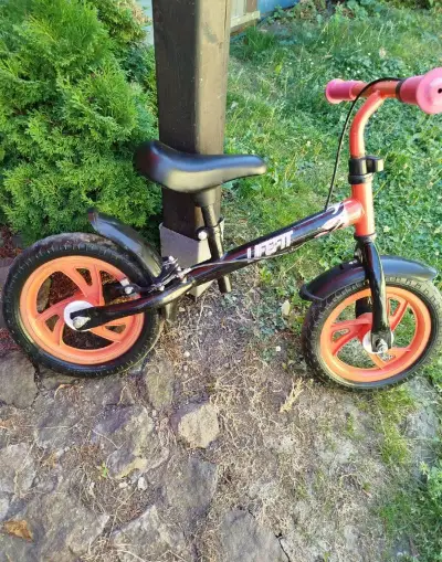 dětské odrážedlo značky LIFEFIT