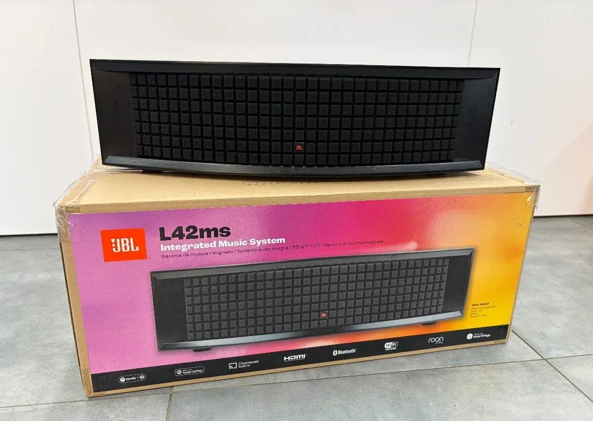 JBL L42ms