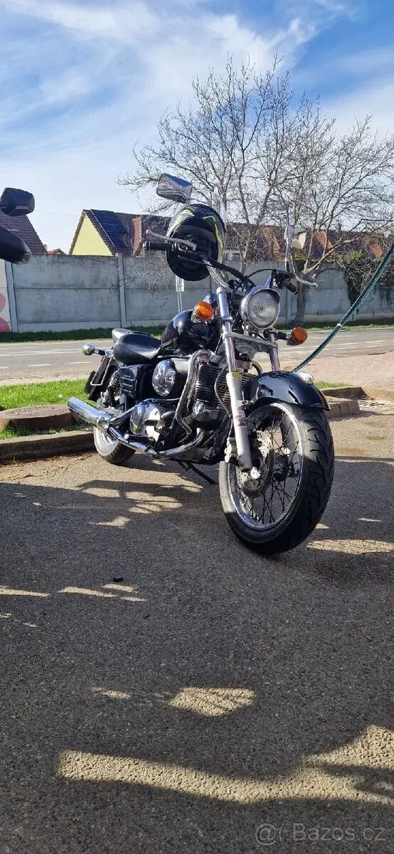 VT 125 SHADOW