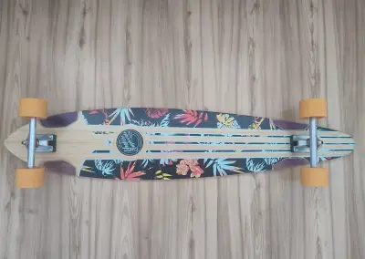 Longboard Mindless Maverick 46" V4 - NOVÝ, NEJETÝ