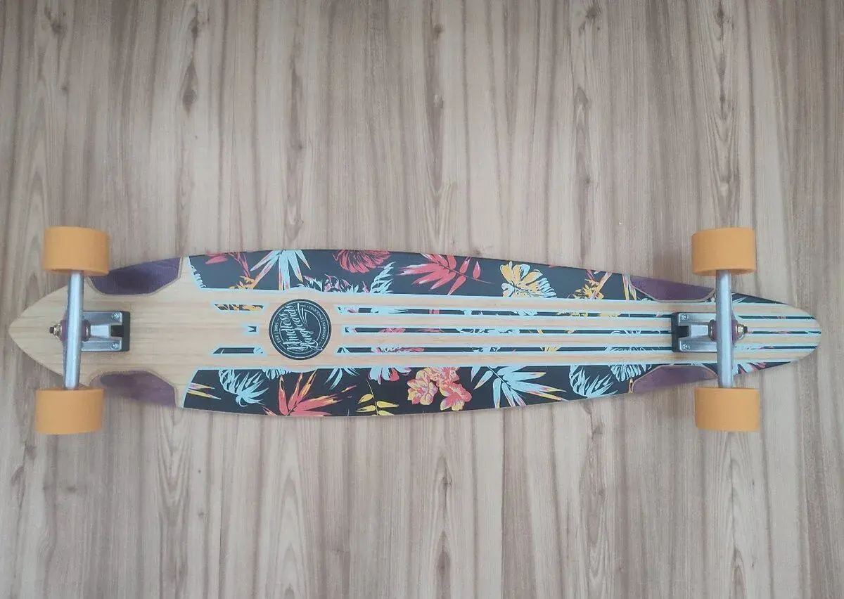 Longboard Mindless Maverick 46" V4 - NOVÝ, NEJETÝ